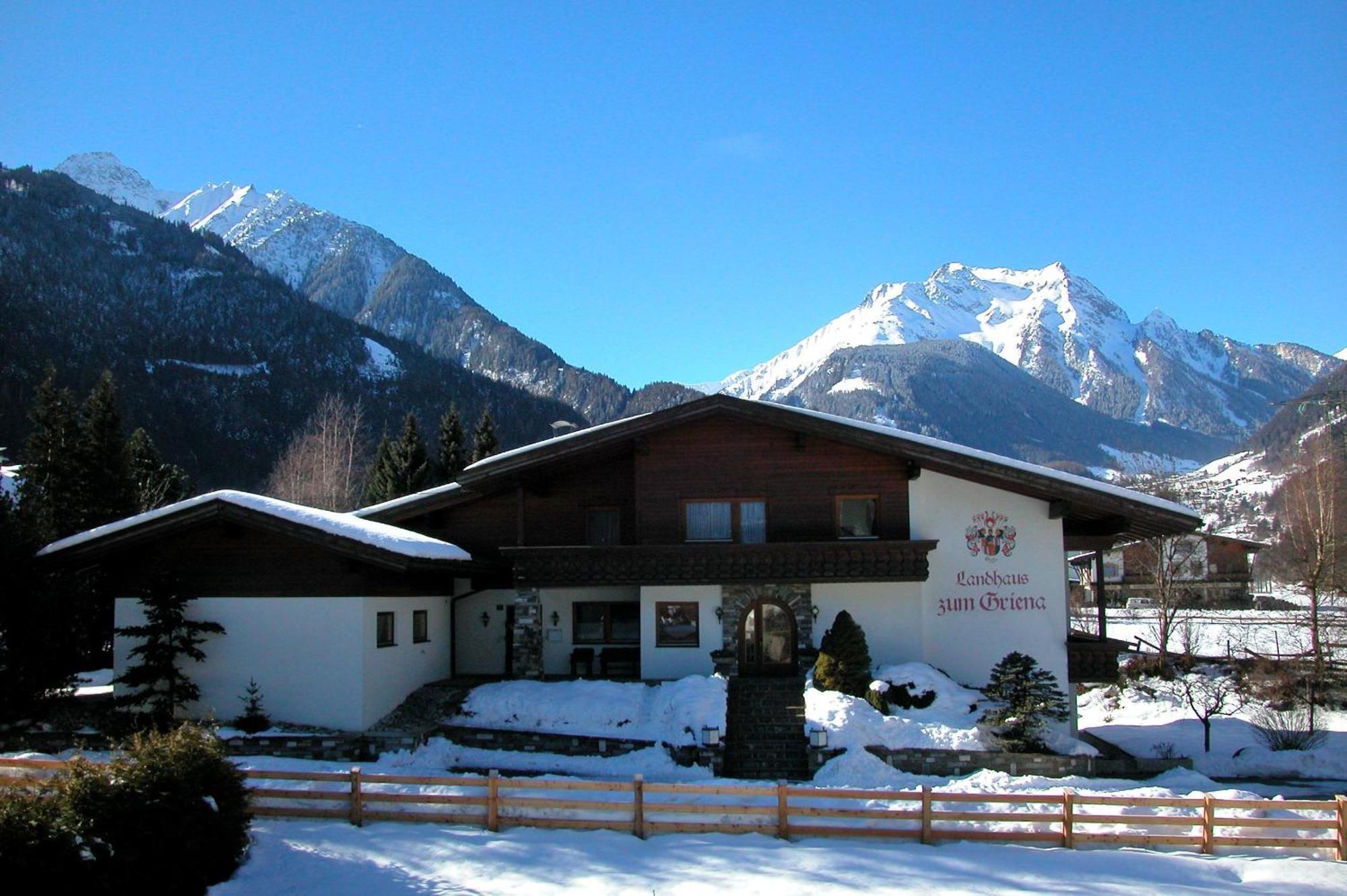 Landhaus zum Griena Mayrhofen Exterior foto